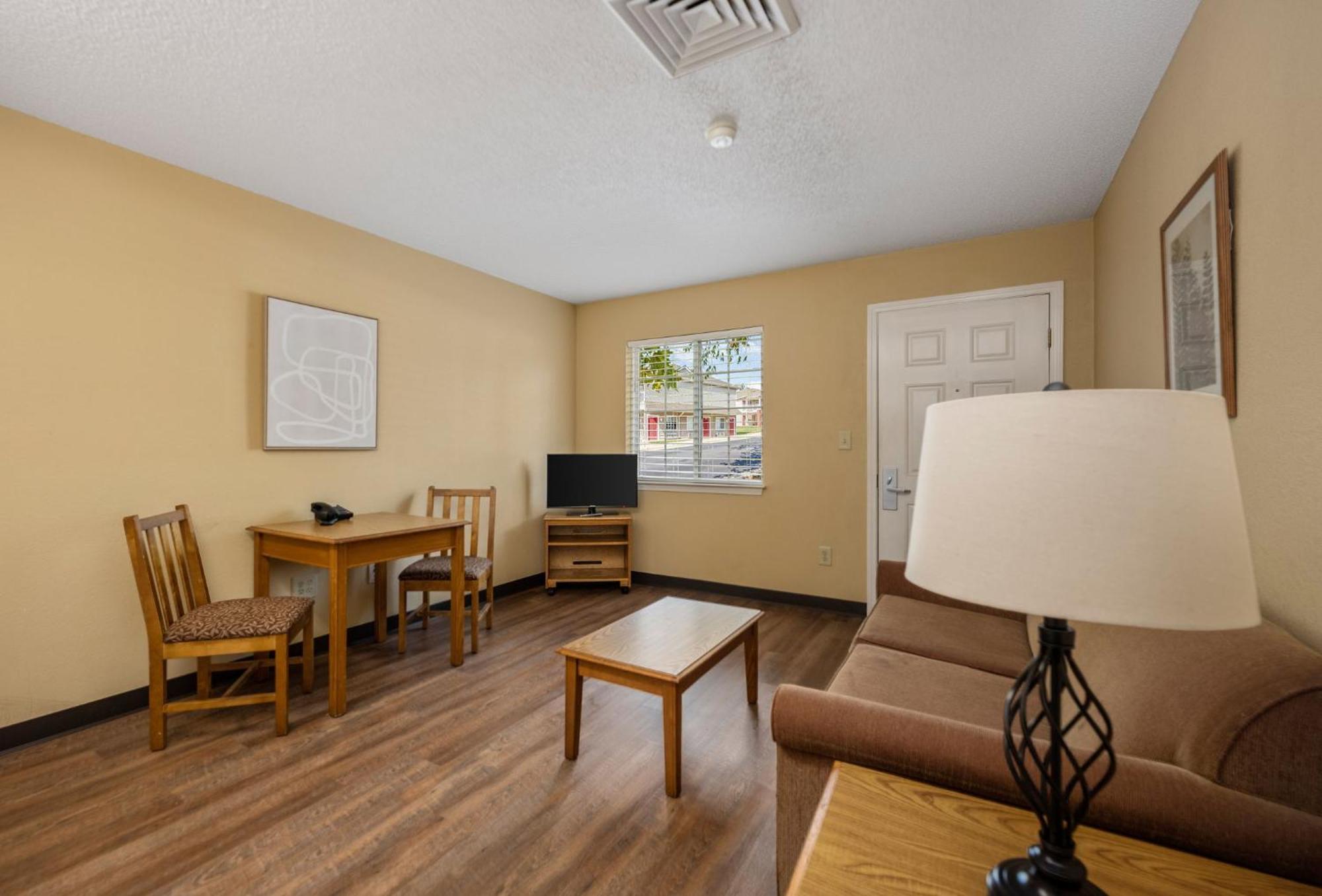 Affordable Suites Wilson Exterior photo